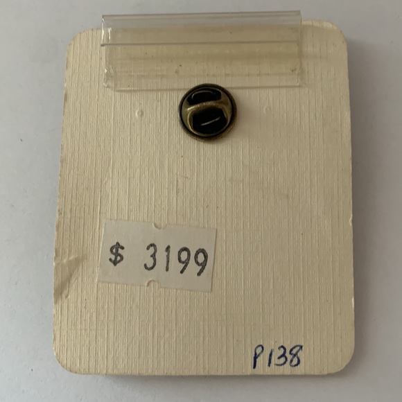 SWEET ROMANCE bronze tone pin,  Celtic lady w/ dangling heart charms. - Picture 4 of 8